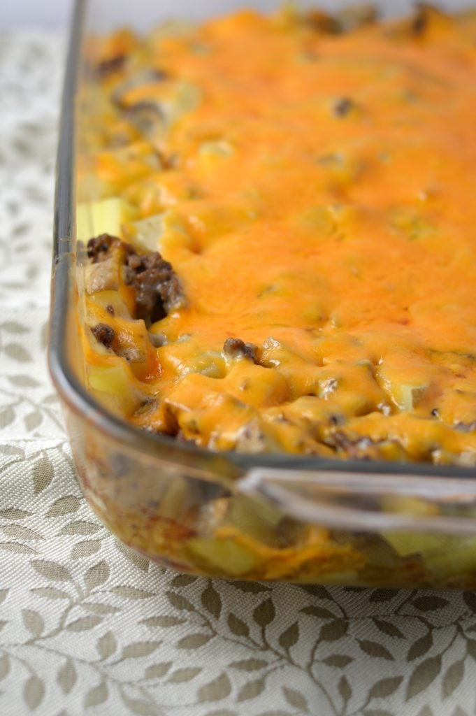 Easy Ground Beef and Potato Casserole recipe. Like a hamburger all in one dish. The ultimate quick weeknight comfort food.