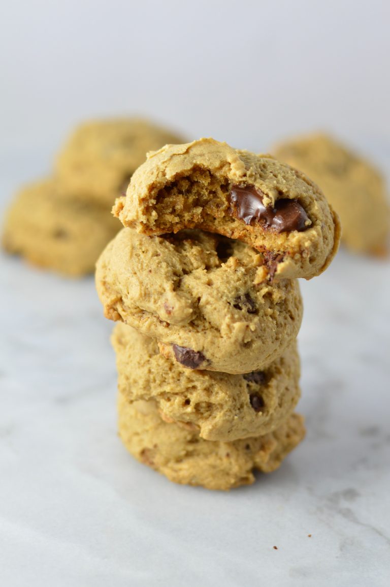 Date Chocolate Chip Cookies recipe. Partly sweetened with dates, these cookies make a quick and healthy snack idea. Plus, it is lunchbox friendly too!