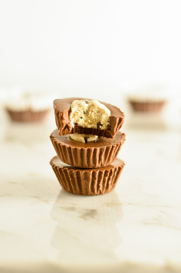 Easy Cookie Dough Mini Nutella Cups